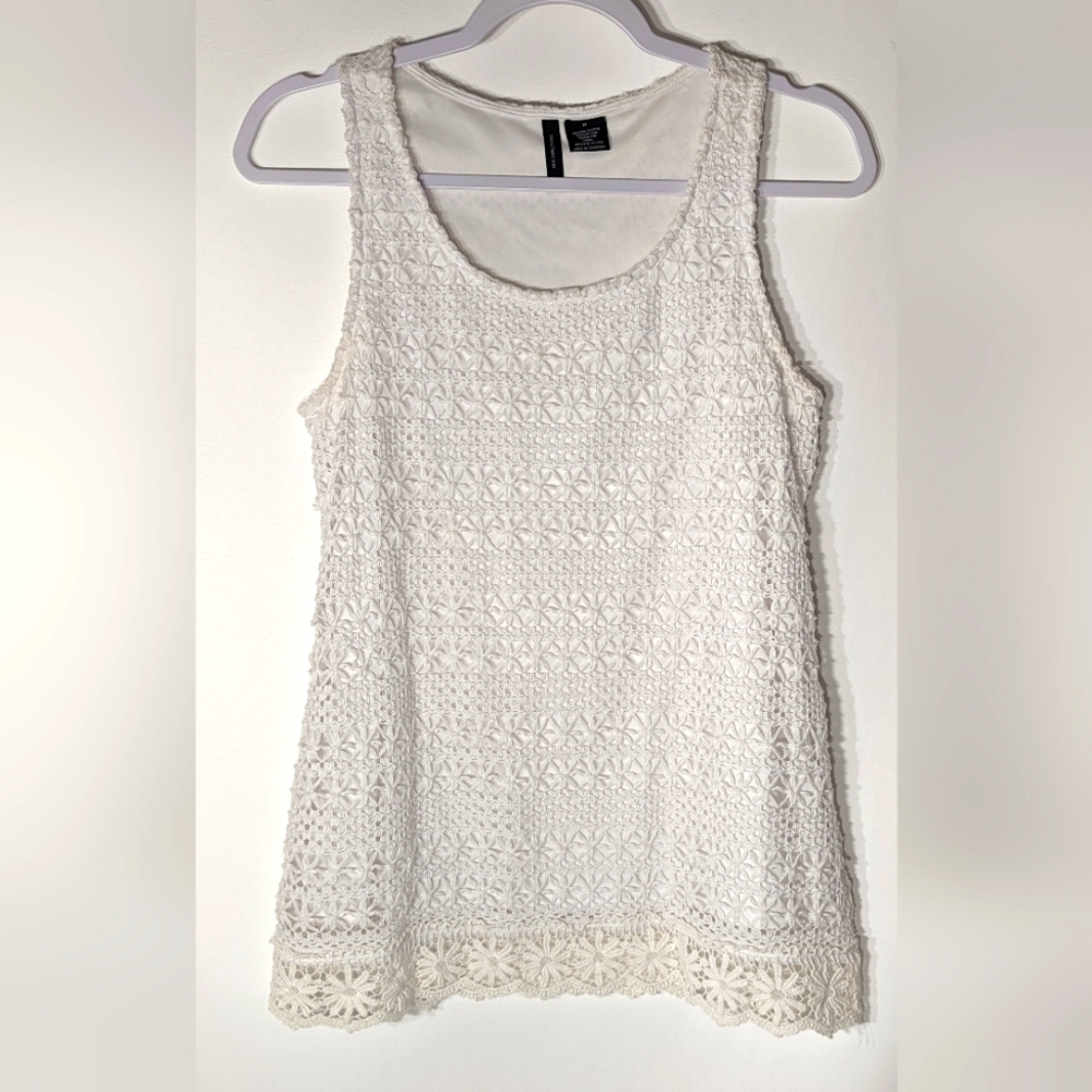 ND New Directions White Crochet Tank Medium